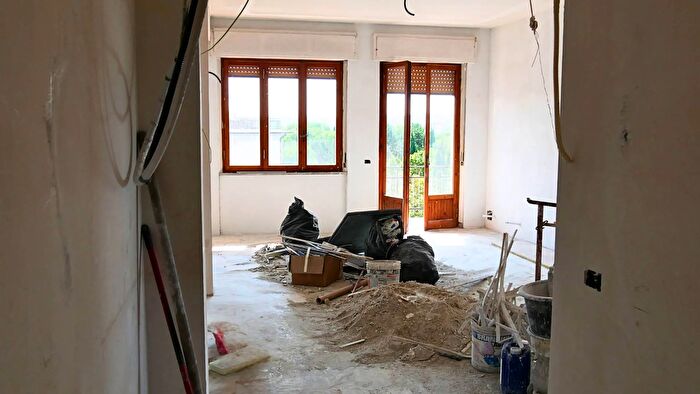 Appartamento con 5 locali in vendita in Siena