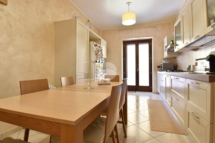 Appartamento quadrilocale in vendita in Via Gennaro Serra, Agropoli