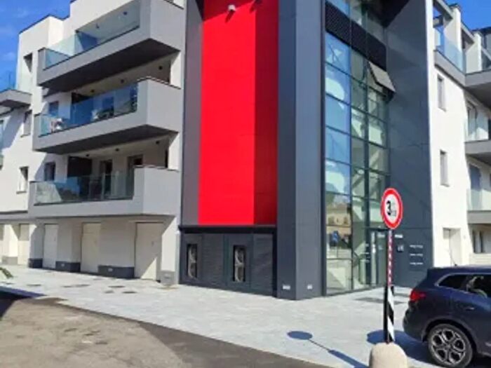 Appartamento con 5 locali in vendita in Imola