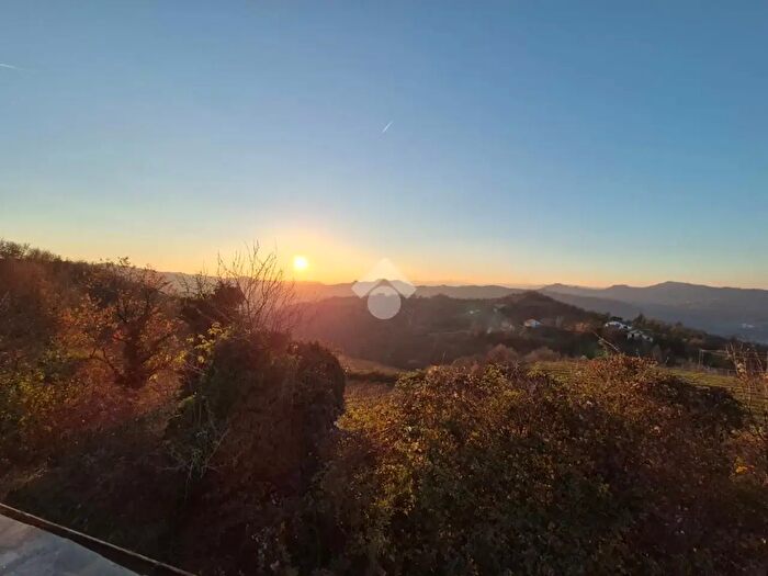 Casa quadrilocale in vendita in Regione Prinello Parnè, Ponzone