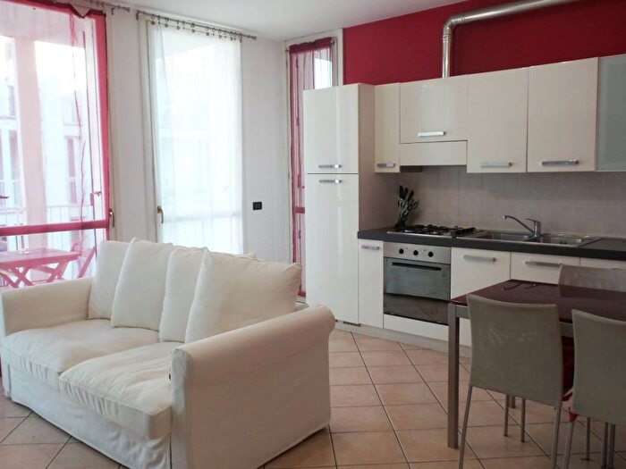 Appartamento bilocale in affitto in Via Achille Grandi, Arnate, Gallarate