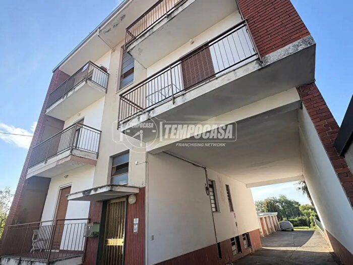 Appartamento quadrilocale in vendita in Via Milano, Vigliano Biellese