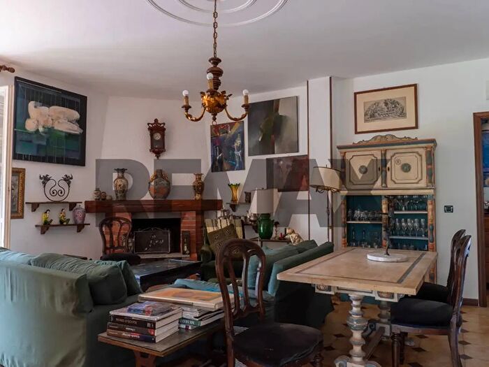 Casa con 6 locali in vendita in Via Orbregno, Prasco