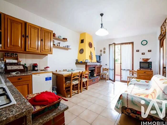 Appartamento trilocale in vendita in Via del Peperino, Arcidosso