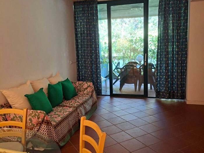 Appartamento trilocale in affitto in Via Tolmino, Pietrasanta