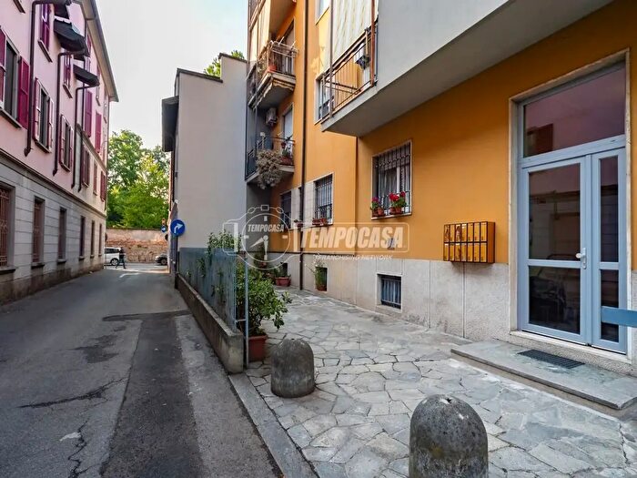 Appartamento trilocale in vendita in Via Galileo Vercesi Martire di Fossoli, Villasanta