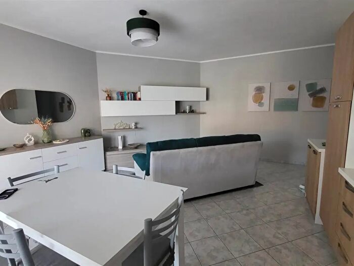 Appartamento trilocale in affitto in Via Benedetto Croce, Montalto Uffugo