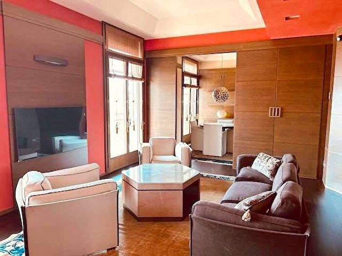 Appartamento bilocale in affitto in Via Borgogna, San Babila, Milano