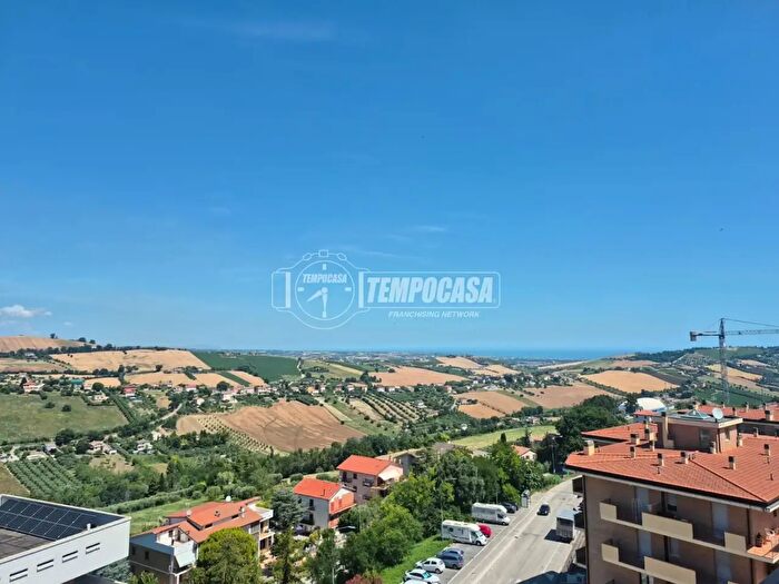 Appartamento quadrilocale in vendita in Viale Trento, Fermo
