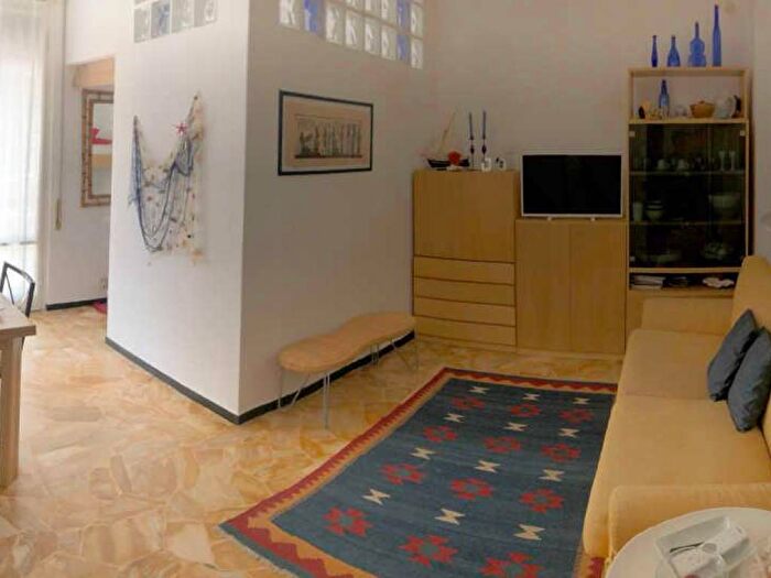 Appartamento monolocale in affitto in Via Bardineto, Centro, Finale Ligure