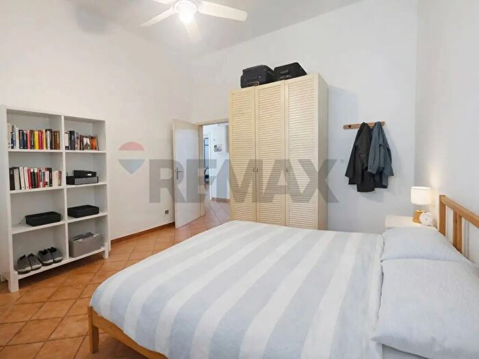 Appartamento con 6 locali in vendita in Via Giuseppe Bentivogli, Bologna