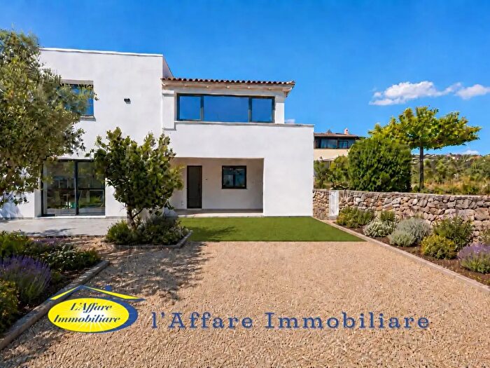 Appartamento quadrilocale in vendita in Via Sandro Pertini Snc, Loiri Porto San Paolo