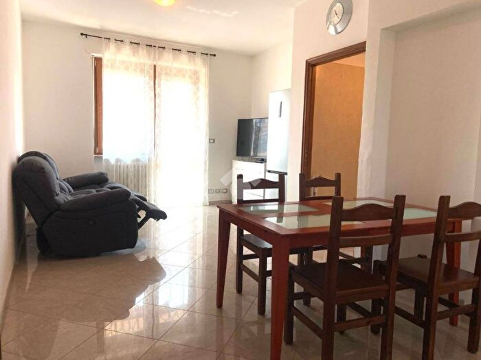 Appartamento trilocale in affitto in Viale B Radich, Centro, Grugliasco