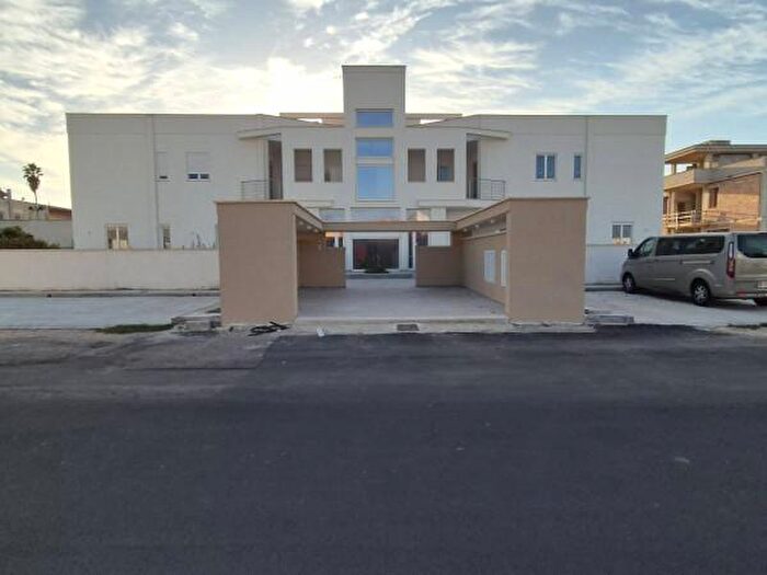 Appartamento quadrilocale in vendita in Via Catanzaro, Lecce