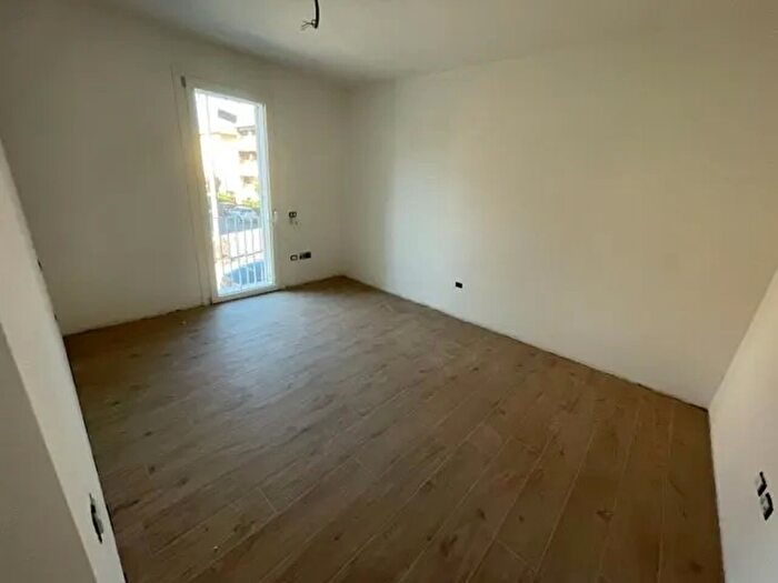 Appartamento trilocale in vendita in Limena