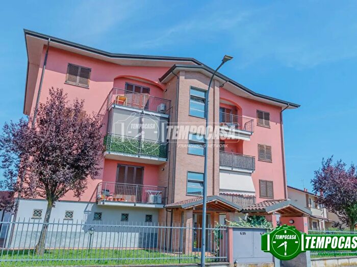 Appartamento bilocale in vendita in Via Padre G Puglisi, Vernate