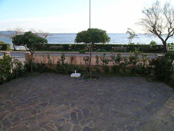 Appartamento trilocale in affitto in Viale Italia, Zona Nuova Pratoranieri, Follonica