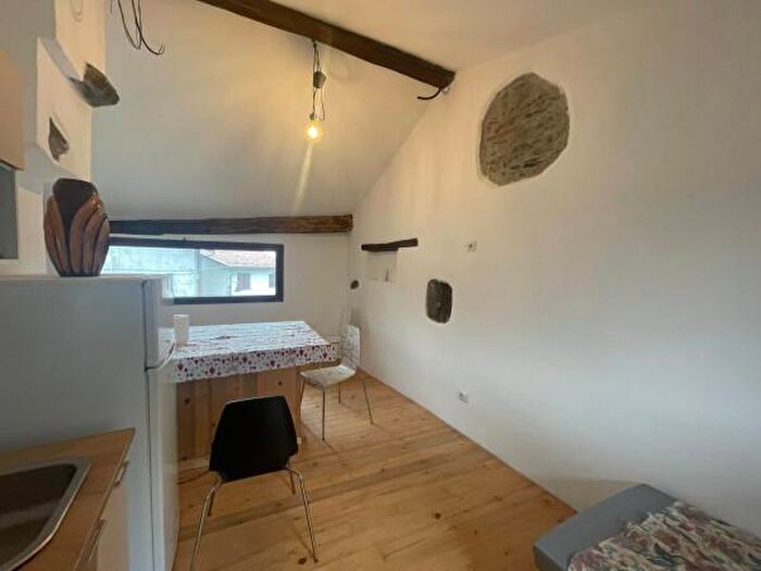 Appartamento trilocale in vendita in Via Costa, Rasura