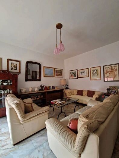 Appartamento quadrilocale in vendita in Via Indipendenza, Brindisi