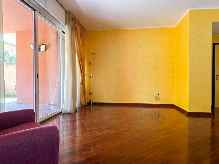 Appartamento trilocale in vendita in Via Marconi, Basiglio