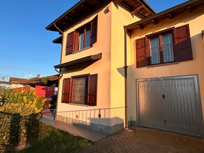 Case in Vendita e in Affitto - 3