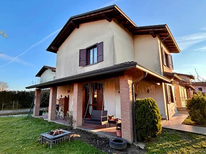 Casa con 5 locali in vendita in degli Ontani, Zerbolo