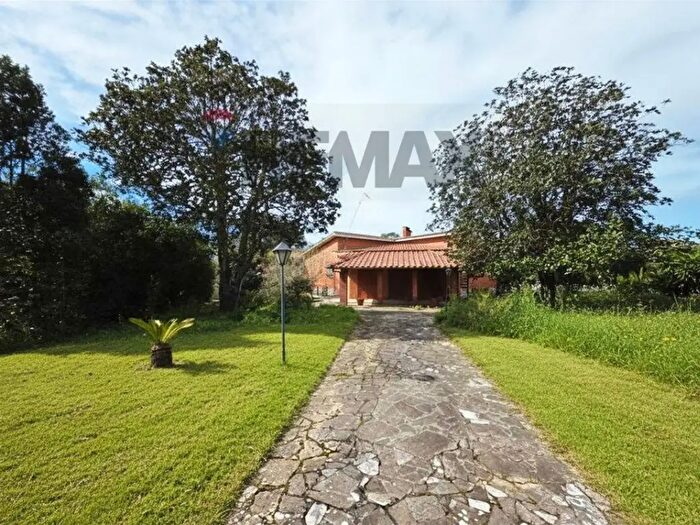 Casa con 7 locali in vendita in Sabaudia