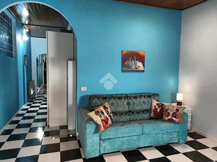 Appartamento monolocale in vendita in Via Accademia, Milano