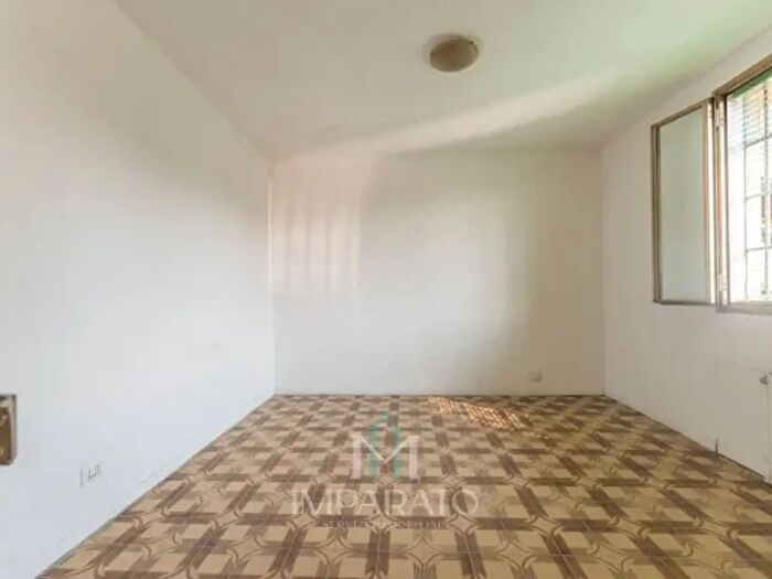 Appartamento monolocale in vendita in Via Luigi Federico Menabrea, Milano