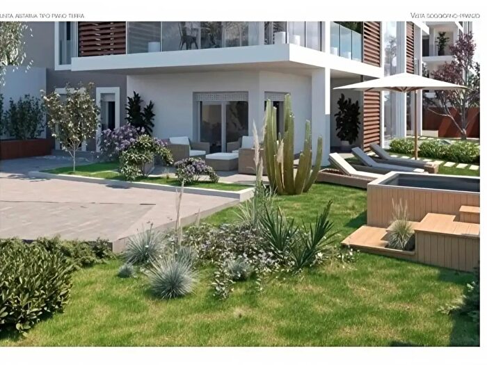 Appartamento con 5 locali in vendita in Firenze