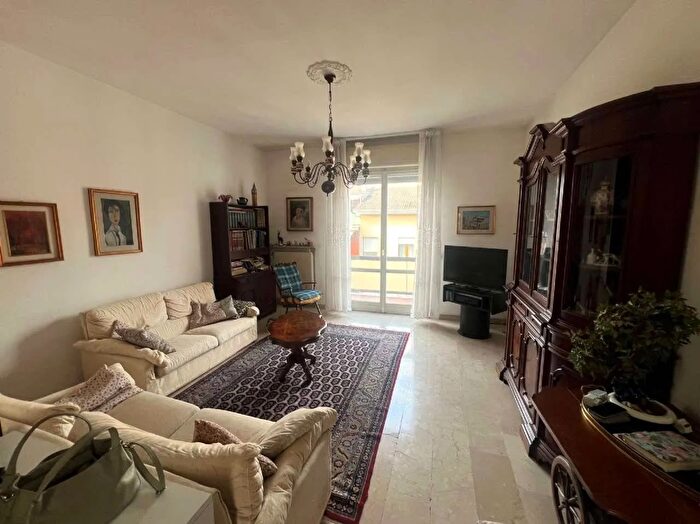 Appartamento trilocale in vendita in Piacenza