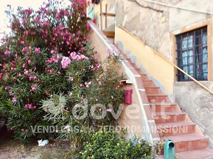 Appartamento con 6 locali in vendita in Località S Martino, Poggibonsi