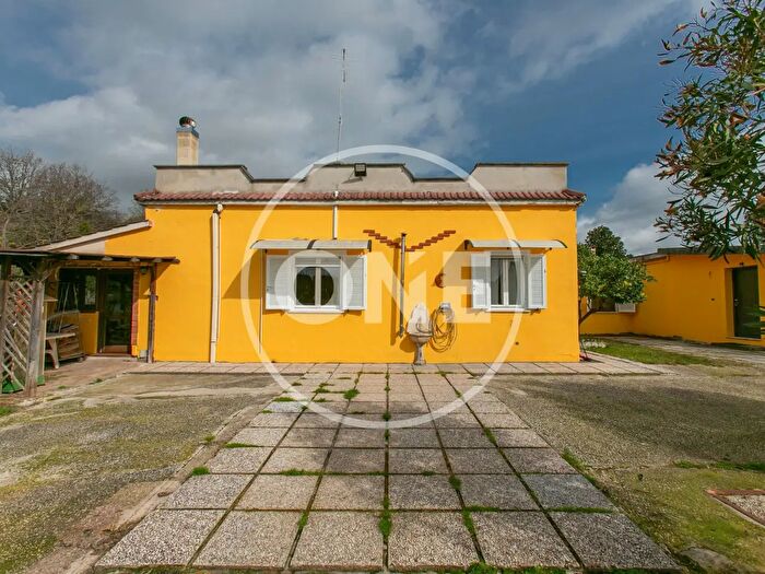 Casa trilocale in vendita in Via dei Cigni, Aprilia