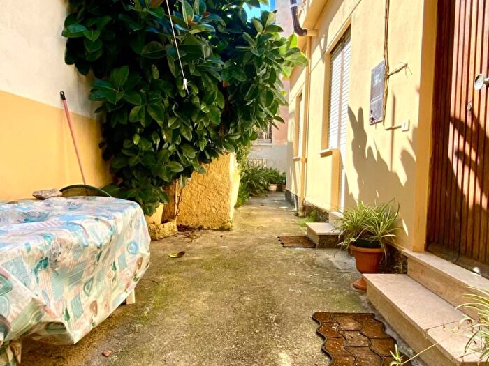 Appartamento bilocale in affitto in Via Bainsizza, Centro, Nettuno