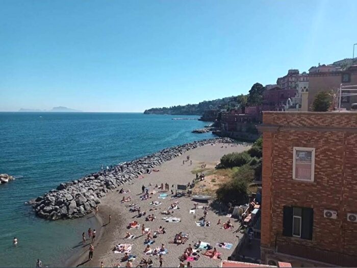 Appartamento trilocale in affitto in Via Posillipo, Posillipo, Napoli