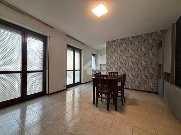 Appartamento trilocale in vendita in Via Arduino, Ivrea