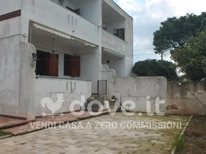 Casa trilocale in vendita in Via Datteri, Leporano
