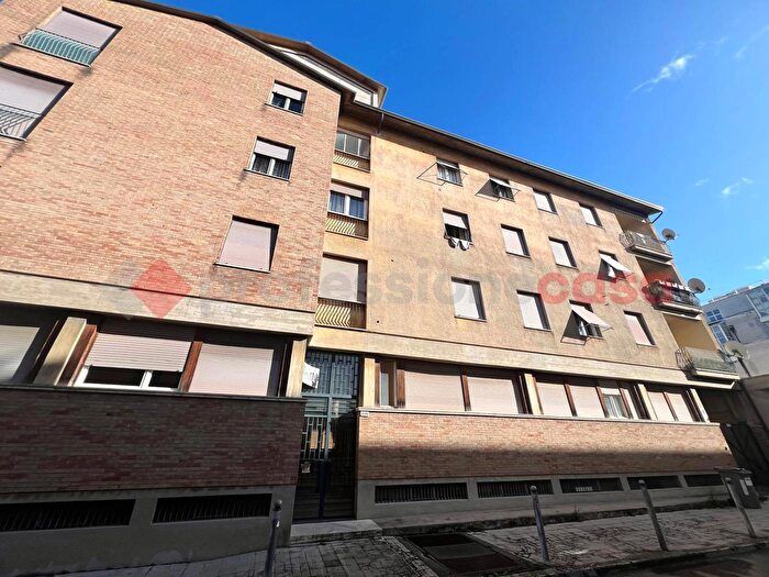 Appartamento con 5 locali in vendita in Via della Cerquiglia, Spoleto
