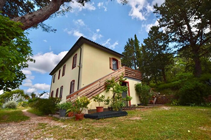 Casa con 15 locali in vendita in Suvereto Livorno, Suvereto