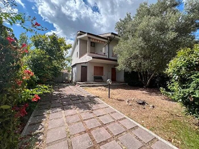 Casa quadrilocale in vendita in Rende