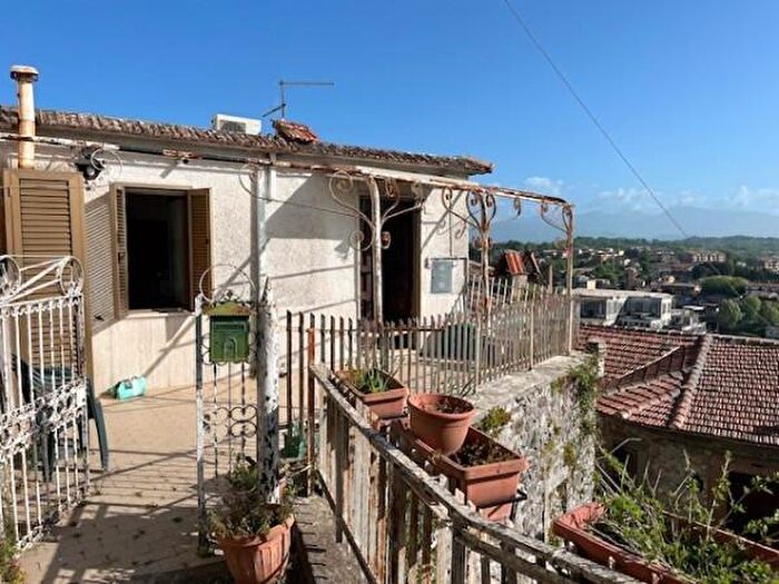 Appartamento trilocale in vendita in Via San Quinziano, Ceccano