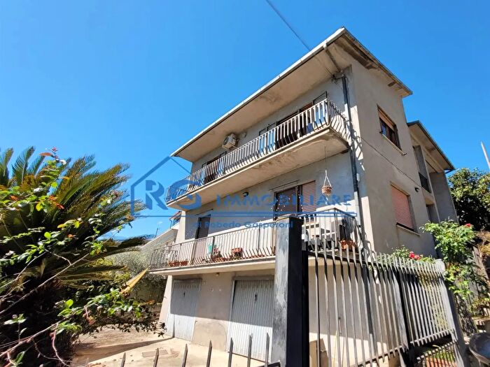 Appartamento trilocale in vendita in Via G Matteotti, Civitella DAgliano