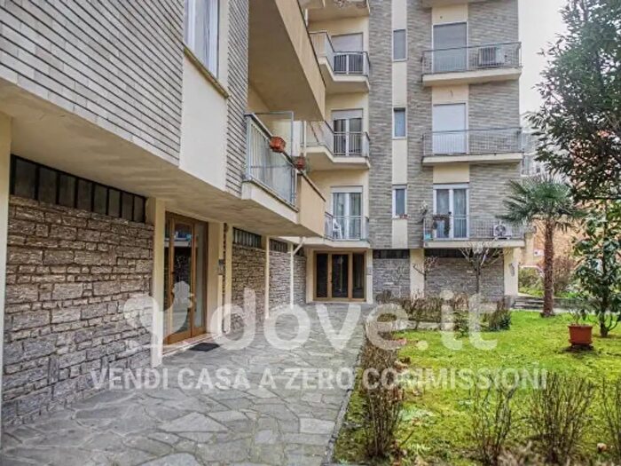 Appartamento bilocale in vendita in Via Francesco Petrarca, Asti