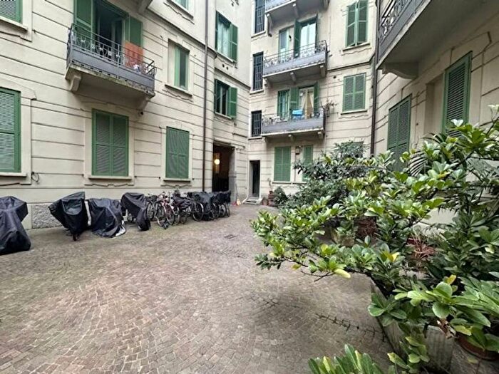 Appartamento trilocale in affitto in Via Giovanni Battista Morgagni, Buenos Aires, Milano