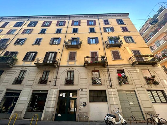 Appartamento monolocale in affitto in Via Galeazzo Alessi, Corso Genova, Milano