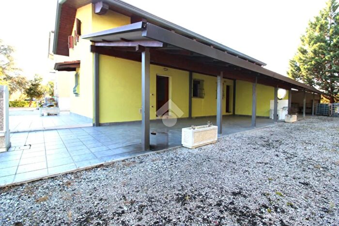 Casa bilocale in vendita in Via Mariana, Cesena