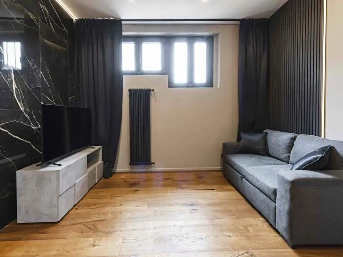 Appartamento monolocale in affitto in Via dell'Anguillara, Firenze