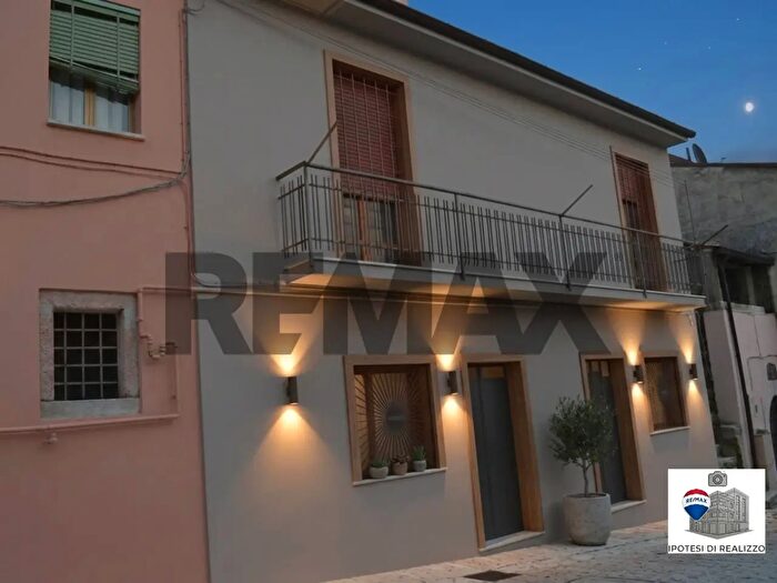 Casa quadrilocale in vendita in Pietrelcina