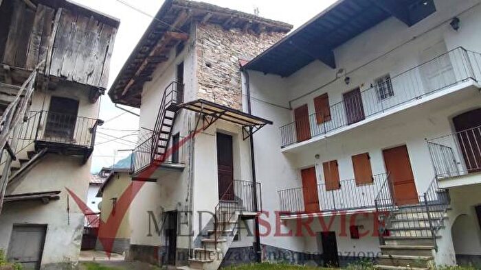 Casa bilocale in vendita in Via Dragonera, Roaschia