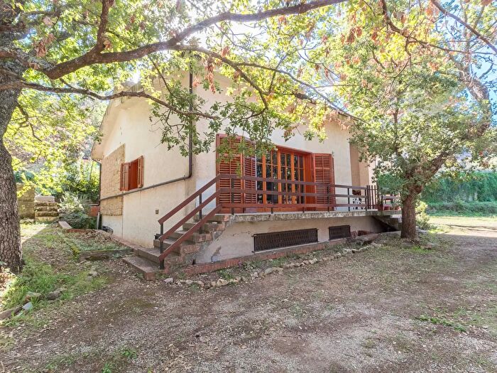 Casa con 6 locali in vendita in Contrada Carbonara, Cefalu